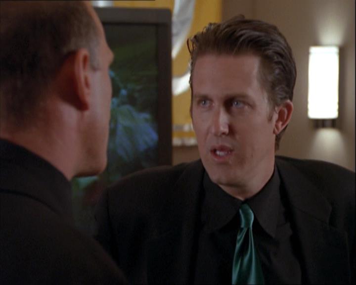 Charmed-Online-dot-221ApocalypseNot0818.jpg