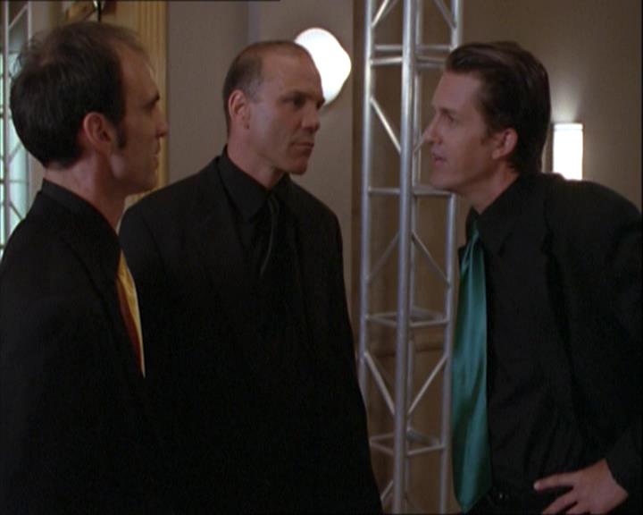 Charmed-Online-dot-221ApocalypseNot0831.jpg