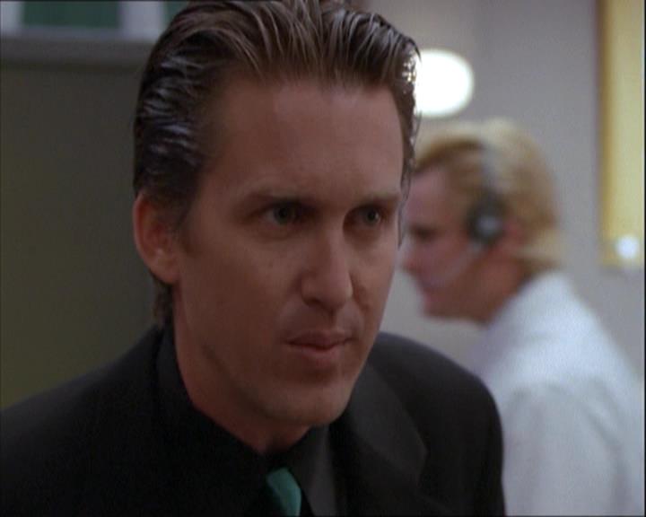Charmed-Online-dot-221ApocalypseNot0864.jpg