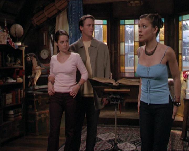 Charmed-Online-dot-221ApocalypseNot0970.jpg