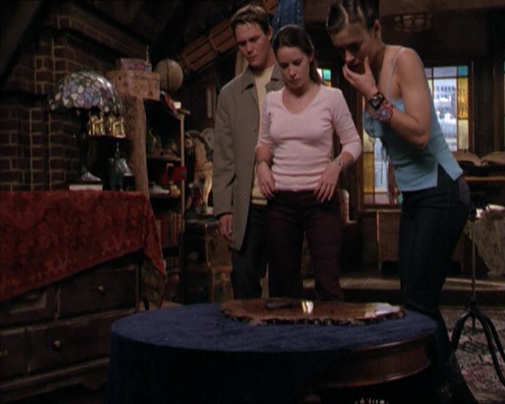 Charmed-Online-dot-221ApocalypseNot0976.jpg