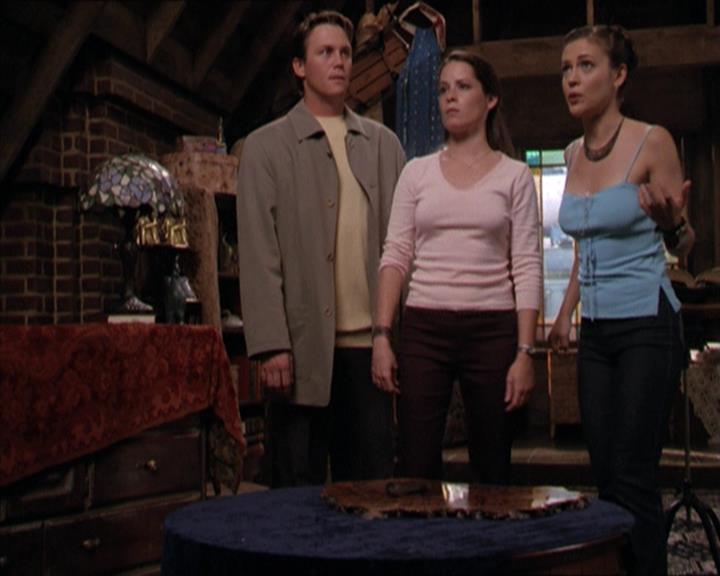 Charmed-Online-dot-221ApocalypseNot0990.jpg