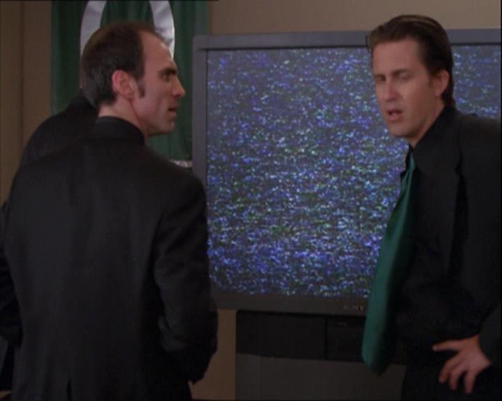 Charmed-Online-dot-221ApocalypseNot1120.jpg