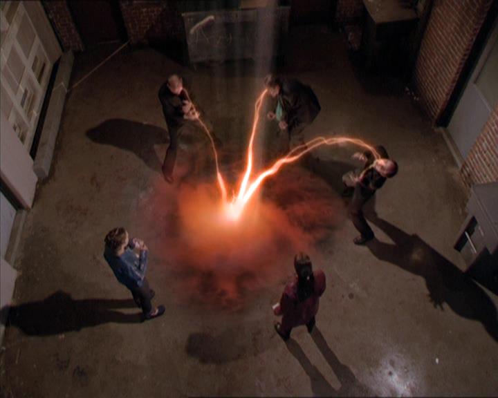 Charmed-Online-dot-221ApocalypseNot2165.jpg