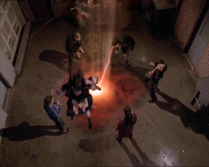 Charmed-Online-dot-221ApocalypseNot2166.jpg