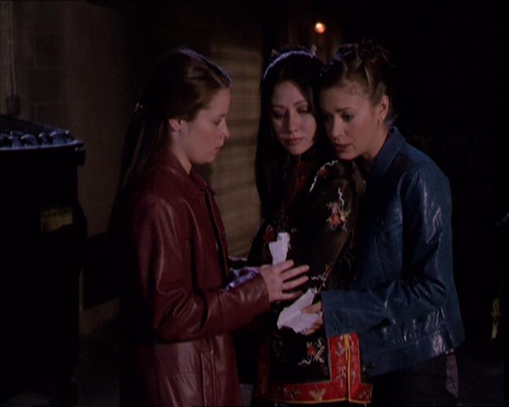 Charmed-Online-dot-221ApocalypseNot2187.jpg