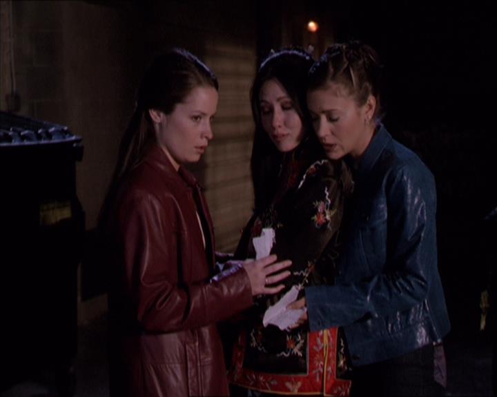 Charmed-Online-dot-221ApocalypseNot2189.jpg