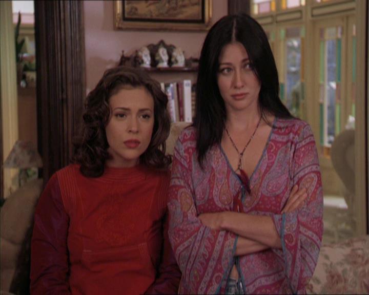 Charmed-Online-dot-222BeCarefulWhatYouWitchFor0416.jpg