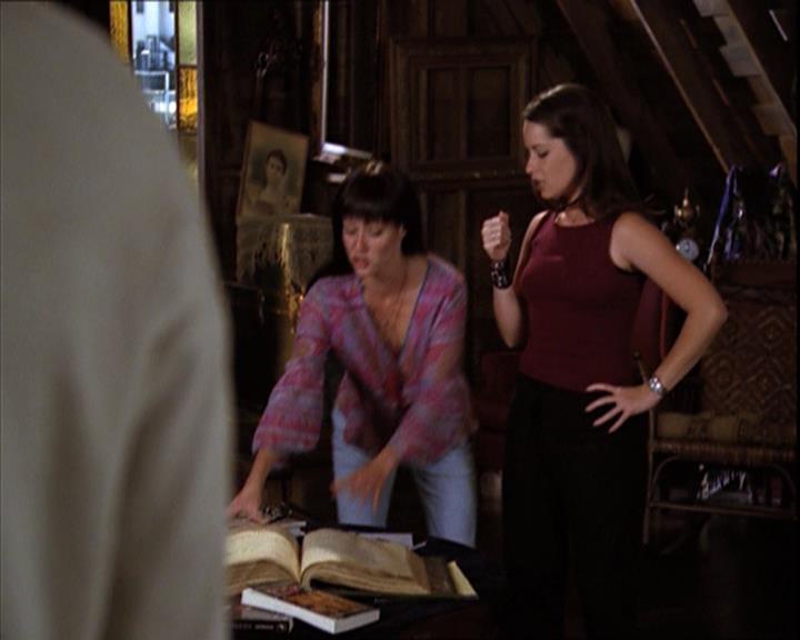 Charmed-Online-dot-222BeCarefulWhatYouWitchFor1062.jpg