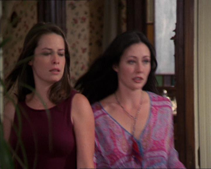 Charmed-Online-dot-222BeCarefulWhatYouWitchFor2130.jpg