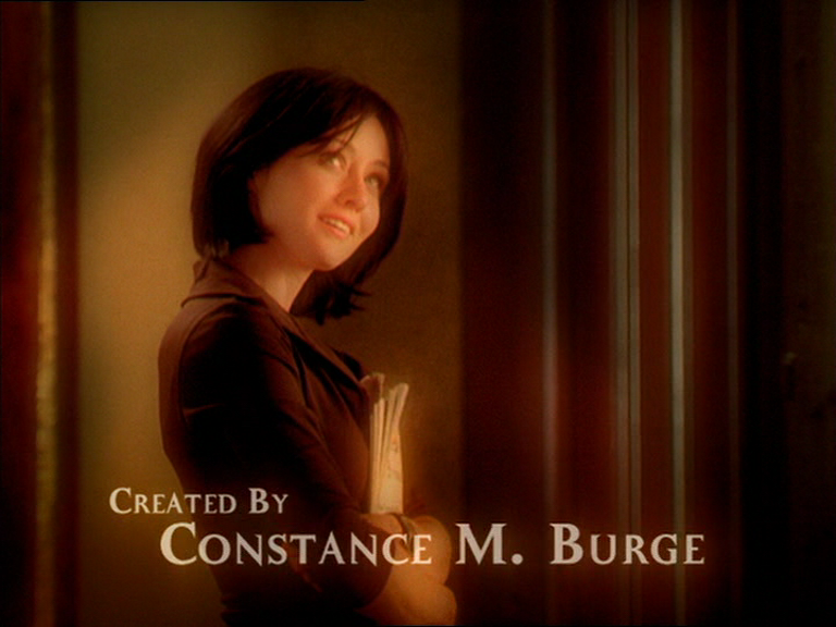 charmed-online_dot_net_OpeningCreditsS2-00059.png