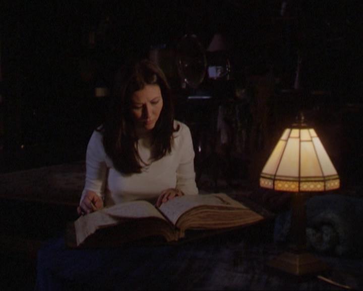 Charmed-Online_dot_net-3x01TheHoneymoonsOver0009.jpg