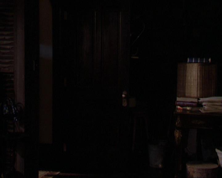 Charmed-Online_dot_net-3x01TheHoneymoonsOver0090.jpg Charmed-Online_dot_net-3x01TheHoneymoonsOver0090.jpg