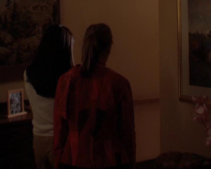 Charmed-Online_dot_net-3x01TheHoneymoonsOver0103.jpg Charmed-Online_dot_net-3x01TheHoneymoonsOver0103.jpg