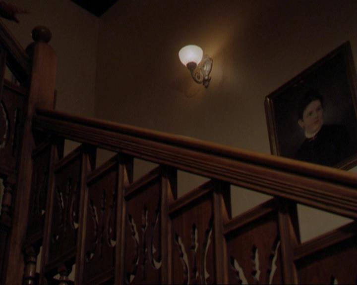 Charmed-Online_dot_net-3x01TheHoneymoonsOver0106.jpg