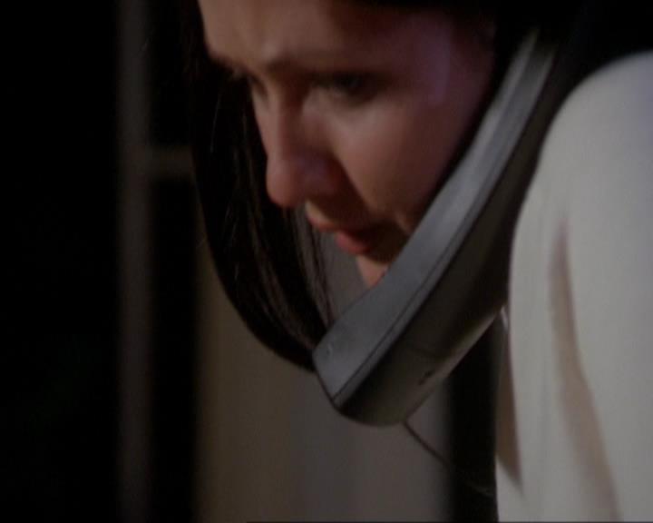 Charmed-Online_dot_net-3x01TheHoneymoonsOver0163.jpg