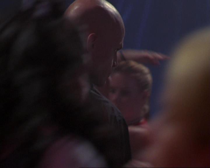 Charmed-Online_dot_net-3x01TheHoneymoonsOver0173.jpg Charmed-Online_dot_net-3x01TheHoneymoonsOver0173.jpg