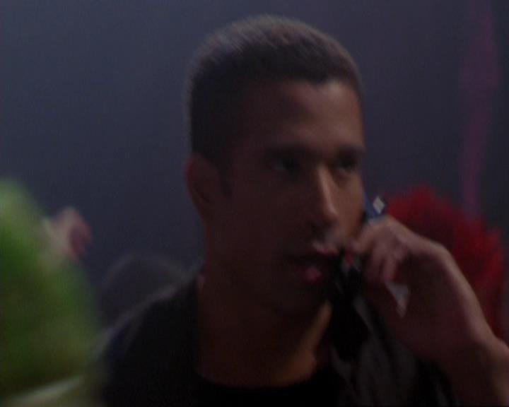 Charmed-Online_dot_net-3x01TheHoneymoonsOver0184.jpg Charmed-Online_dot_net-3x01TheHoneymoonsOver0184.jpg