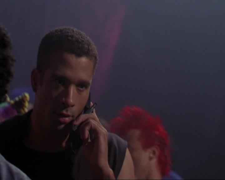Charmed-Online_dot_net-3x01TheHoneymoonsOver0187.jpg Charmed-Online_dot_net-3x01TheHoneymoonsOver0187.jpg
