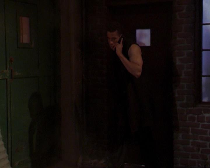 Charmed-Online_dot_net-3x01TheHoneymoonsOver0192.jpg Charmed-Online_dot_net-3x01TheHoneymoonsOver0192.jpg