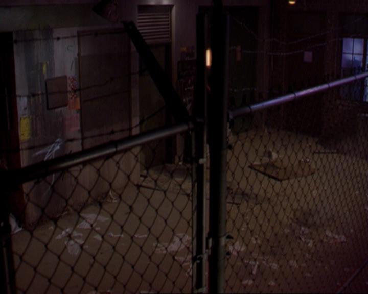 Charmed-Online_dot_net-3x01TheHoneymoonsOver0195.jpg Charmed-Online_dot_net-3x01TheHoneymoonsOver0195.jpg