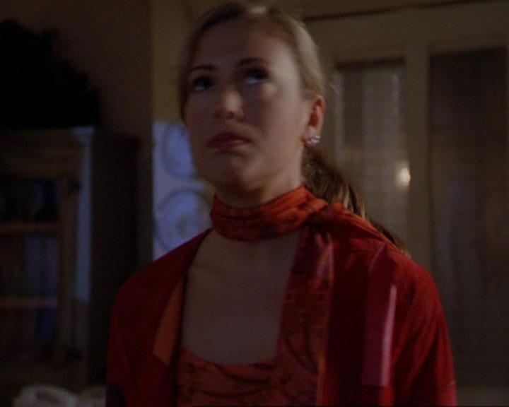 Charmed-Online_dot_net-3x01TheHoneymoonsOver0220.jpg Charmed-Online_dot_net-3x01TheHoneymoonsOver0220.jpg