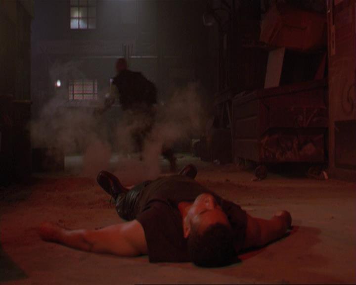 Charmed-Online_dot_net-3x01TheHoneymoonsOver0237.jpg