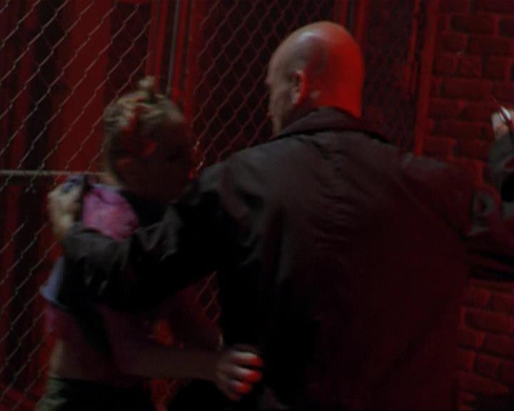 Charmed-Online_dot_net-3x01TheHoneymoonsOver0245.jpg Charmed-Online_dot_net-3x01TheHoneymoonsOver0245.jpg
