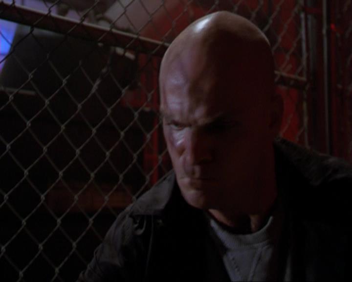 Charmed-Online_dot_net-3x01TheHoneymoonsOver0264.jpg