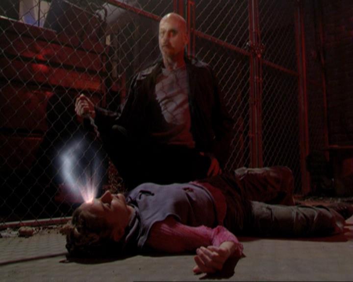 Charmed-Online_dot_net-3x01TheHoneymoonsOver0274.jpg Charmed-Online_dot_net-3x01TheHoneymoonsOver0274.jpg