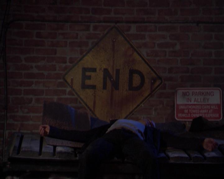 Charmed-Online_dot_net-3x01TheHoneymoonsOver0309.jpg