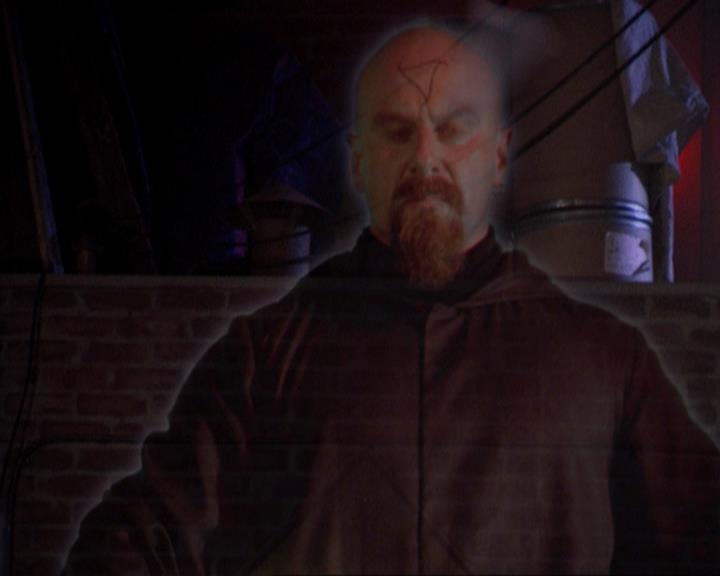 Charmed-Online_dot_net-3x01TheHoneymoonsOver0334.jpg Charmed-Online_dot_net-3x01TheHoneymoonsOver0334.jpg