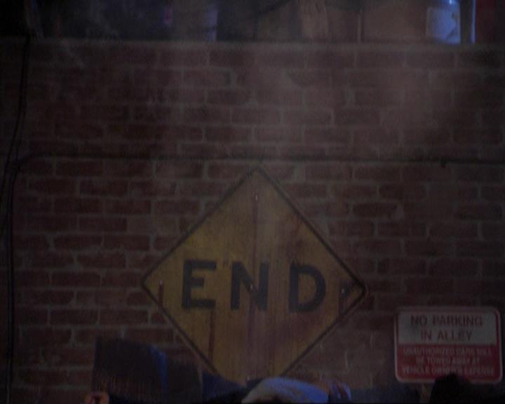 Charmed-Online_dot_net-3x01TheHoneymoonsOver0340.jpg