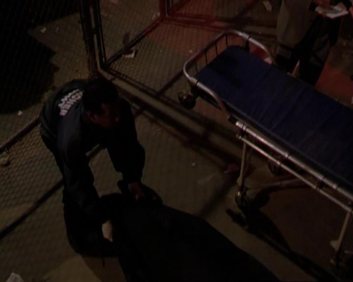 Charmed-Online_dot_net-3x01TheHoneymoonsOver0430.jpg Charmed-Online_dot_net-3x01TheHoneymoonsOver0430.jpg