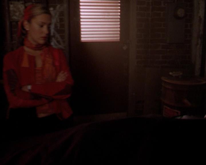 Charmed-Online_dot_net-3x01TheHoneymoonsOver0441.jpg Charmed-Online_dot_net-3x01TheHoneymoonsOver0441.jpg