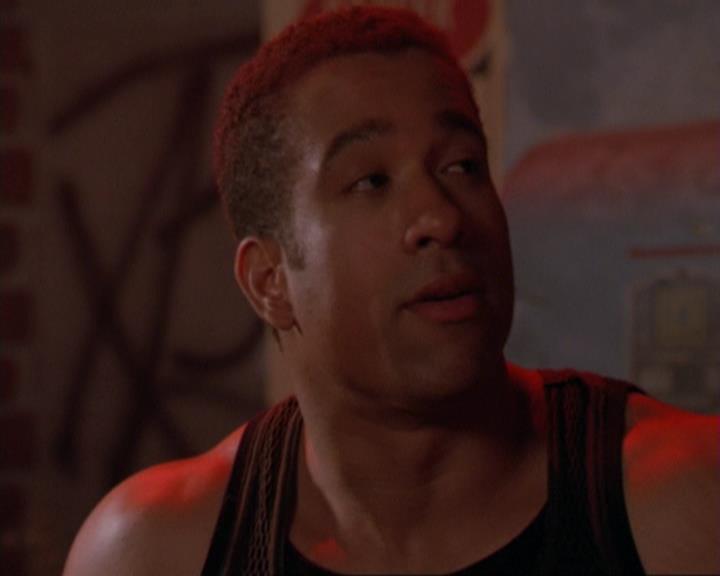 Charmed-Online_dot_net-3x01TheHoneymoonsOver0448.jpg Charmed-Online_dot_net-3x01TheHoneymoonsOver0448.jpg