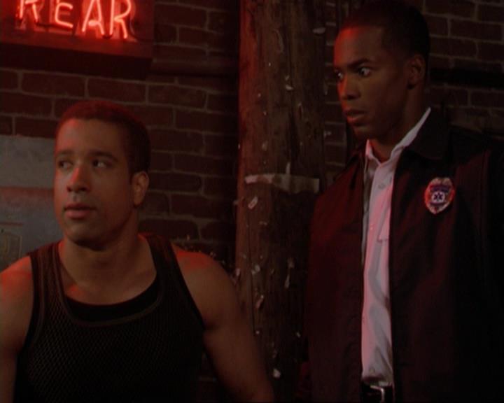 Charmed-Online_dot_net-3x01TheHoneymoonsOver0456.jpg Charmed-Online_dot_net-3x01TheHoneymoonsOver0456.jpg
