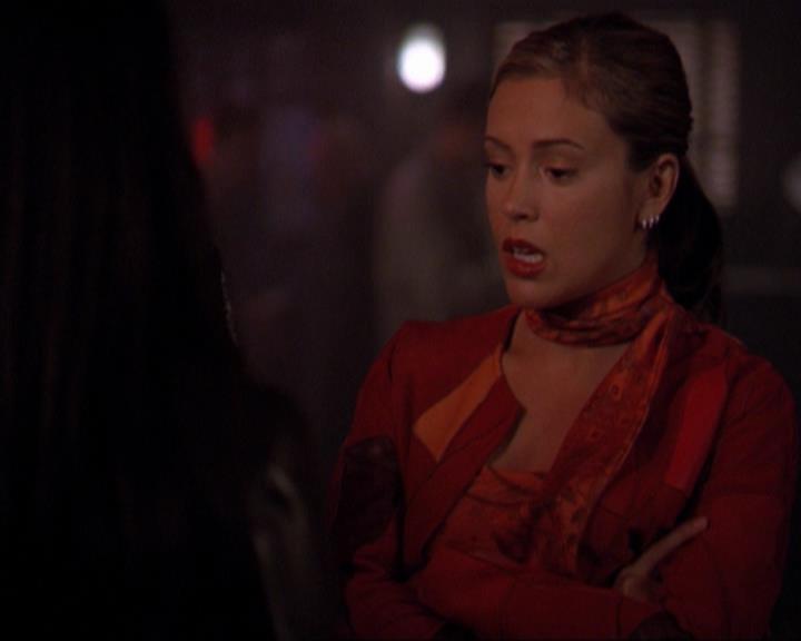 Charmed-Online_dot_net-3x01TheHoneymoonsOver0471.jpg Charmed-Online_dot_net-3x01TheHoneymoonsOver0471.jpg