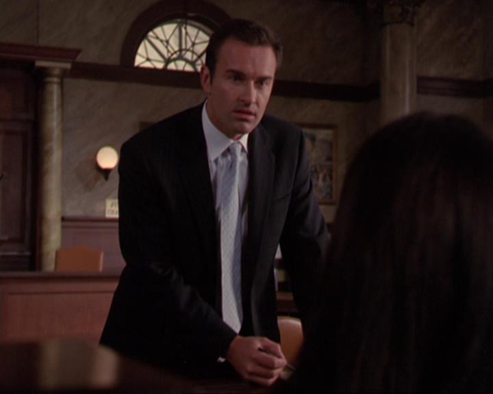 Charmed-Online_dot_net-3x01TheHoneymoonsOver0542.jpg