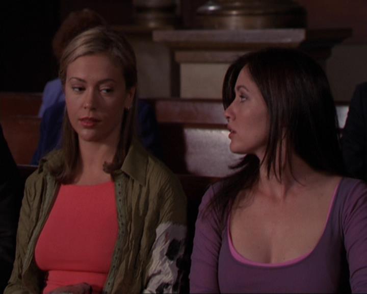 Charmed-Online_dot_net-3x01TheHoneymoonsOver0546.jpg Charmed-Online_dot_net-3x01TheHoneymoonsOver0546.jpg