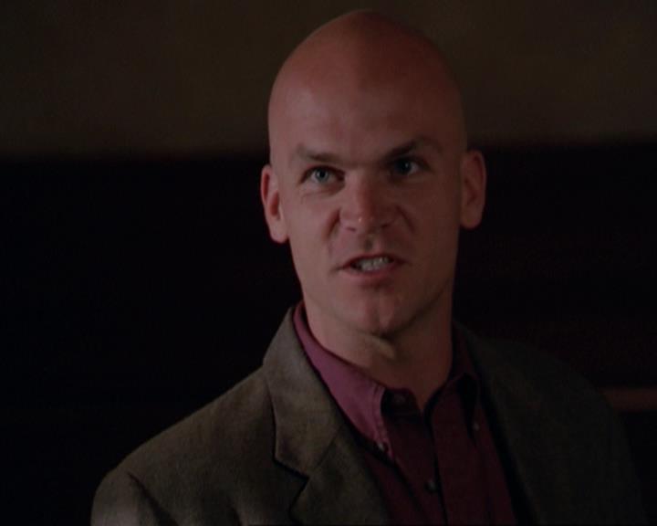 Charmed-Online_dot_net-3x01TheHoneymoonsOver1168.jpg