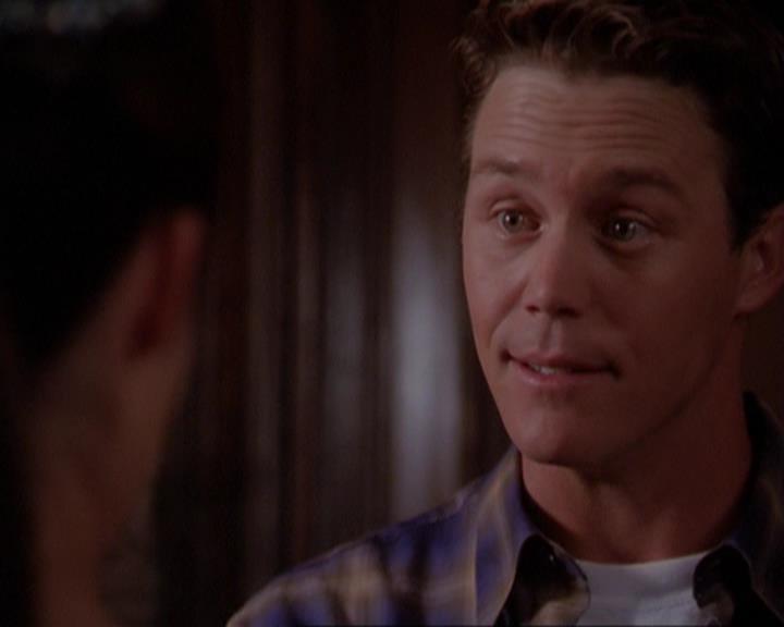 Charmed-Online_dot_net-3x01TheHoneymoonsOver1528.jpg