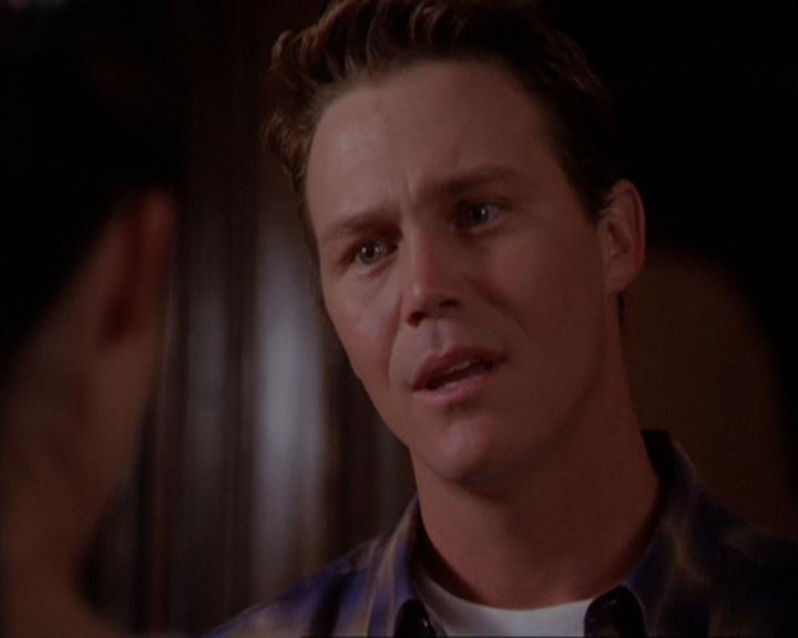 Charmed-Online_dot_net-3x01TheHoneymoonsOver1602.jpg