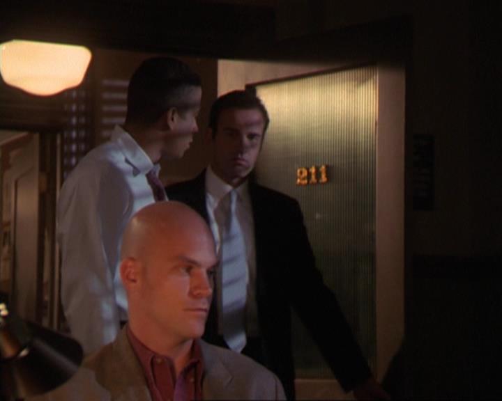 Charmed-Online_dot_net-3x01TheHoneymoonsOver1670.jpg