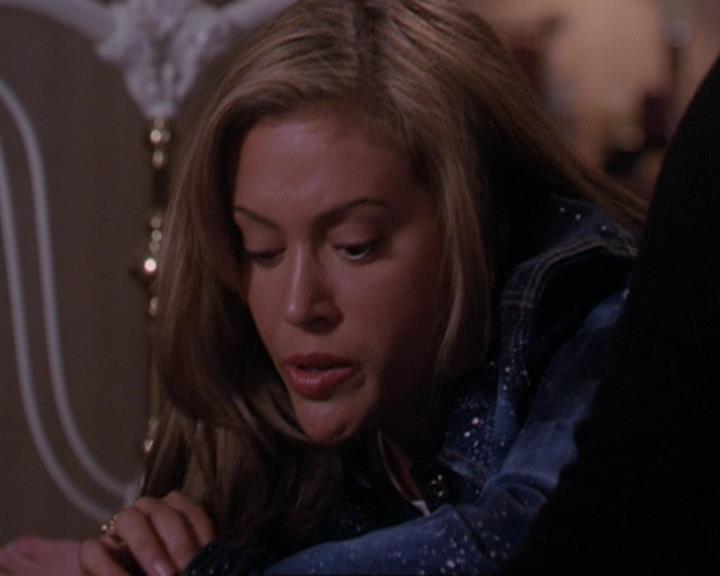 Charmed-Online_dot_net-3x01TheHoneymoonsOver1863.jpg