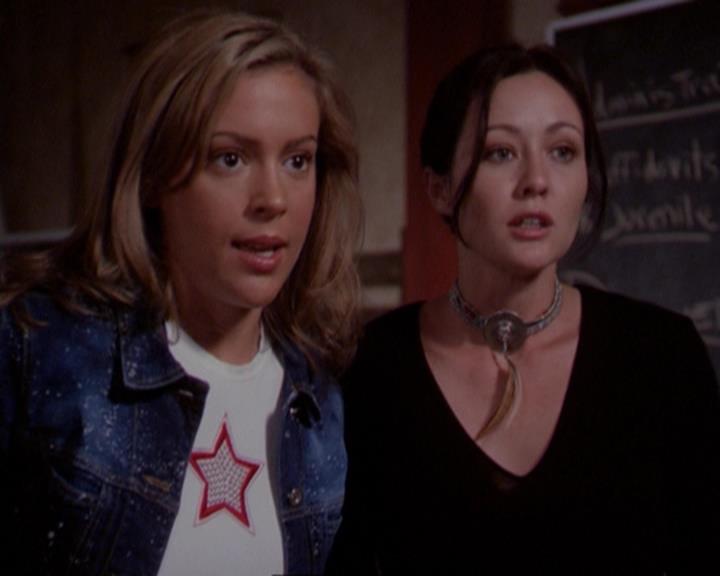 Charmed-Online_dot_net-3x01TheHoneymoonsOver1982.jpg