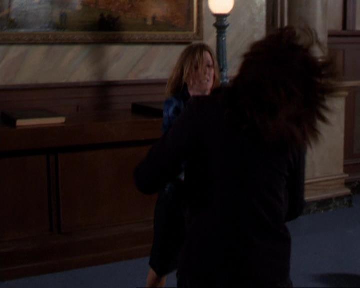 Charmed-Online_dot_net-3x01TheHoneymoonsOver2058.jpg