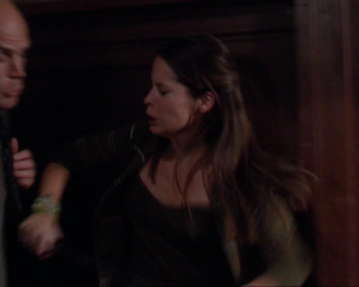 Charmed-Online_dot_net-3x01TheHoneymoonsOver2063.jpg