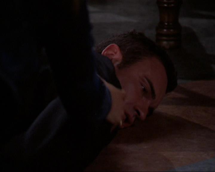 Charmed-Online_dot_net-3x01TheHoneymoonsOver2151.jpg