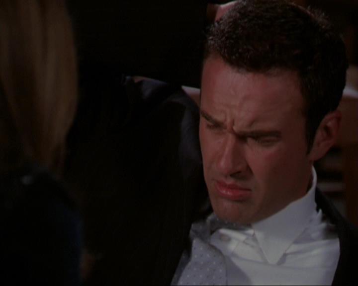 Charmed-Online_dot_net-3x01TheHoneymoonsOver2161.jpg